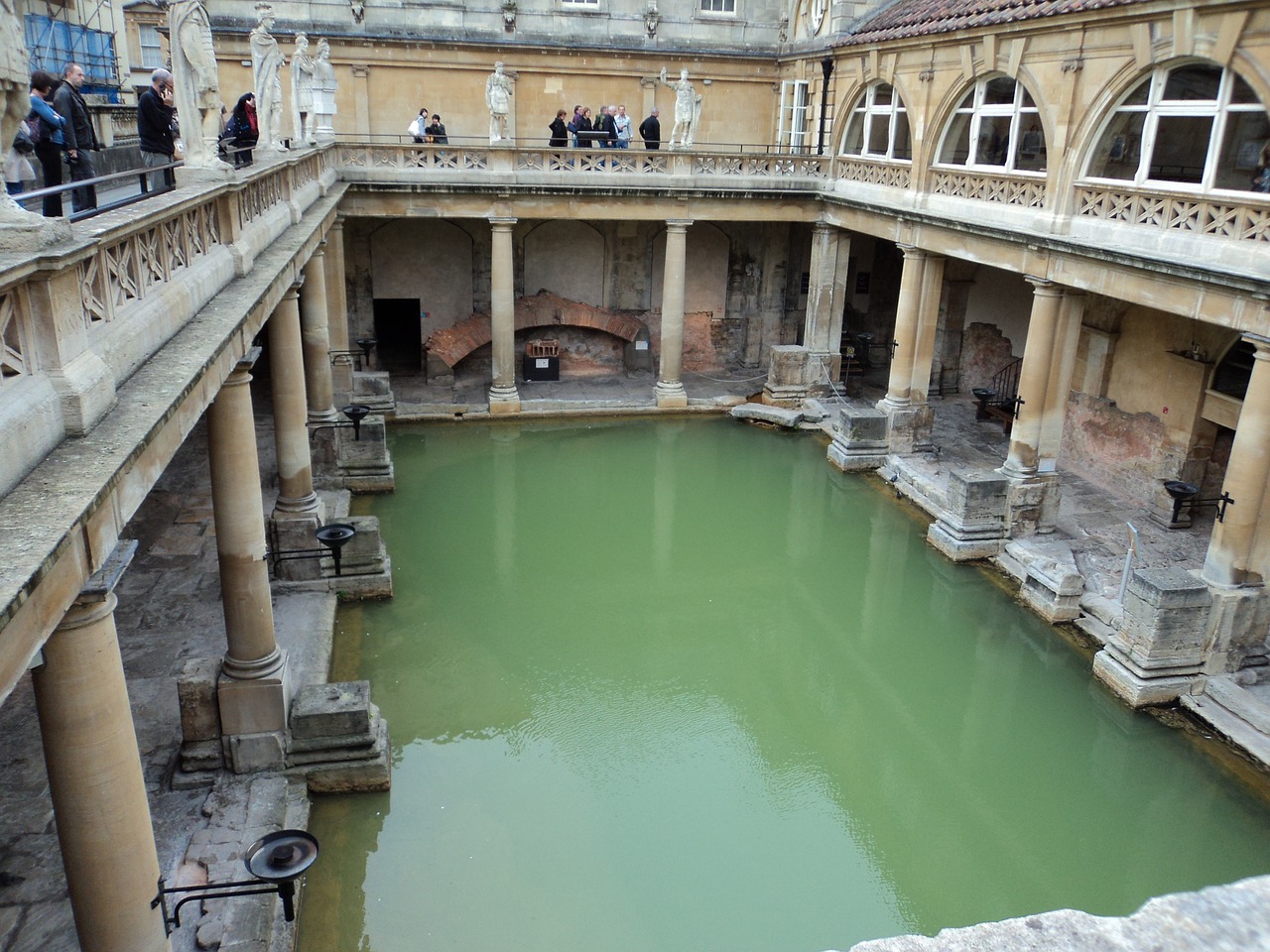 Profit is a dirty word: The development of public baths and wash-houses in Britain 1847-1915