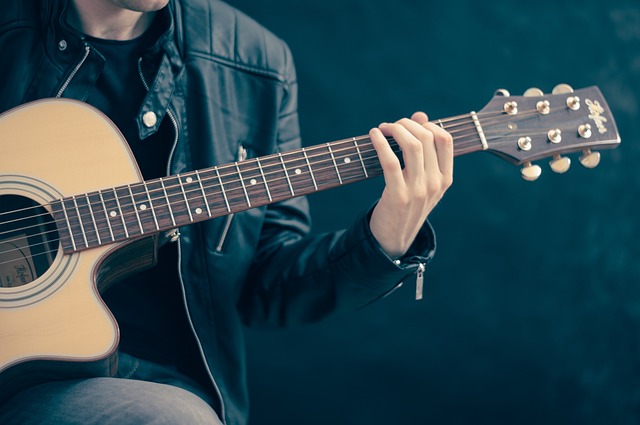 Exploring the outcomes of rock and popular music instruction in high school guitar class: a case stu
