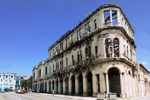 Urban archaeology in Latin America:: The case of Old Havana, archaeological city